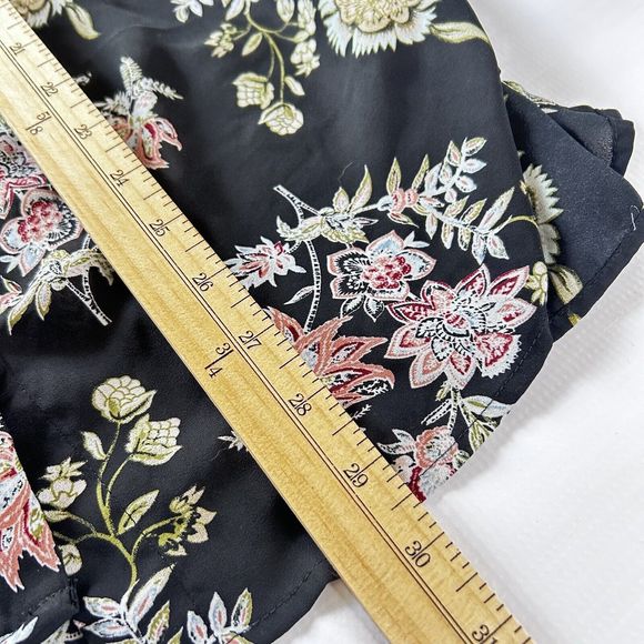 5/$25 Terra & Sky Sheer Button Down Long Sleeve Black Floral size 0X (14W) - Picture 6 of 8